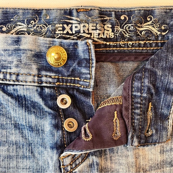 Final Price Y2K Express Vintage Lowrise Button Fly Denim Shorts Sz 2 - Picture 2 of 7